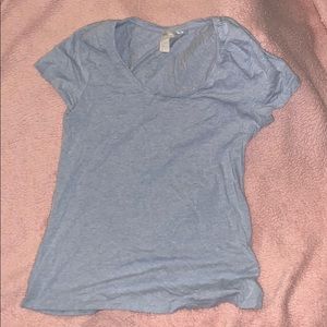 basic grey- blue tee